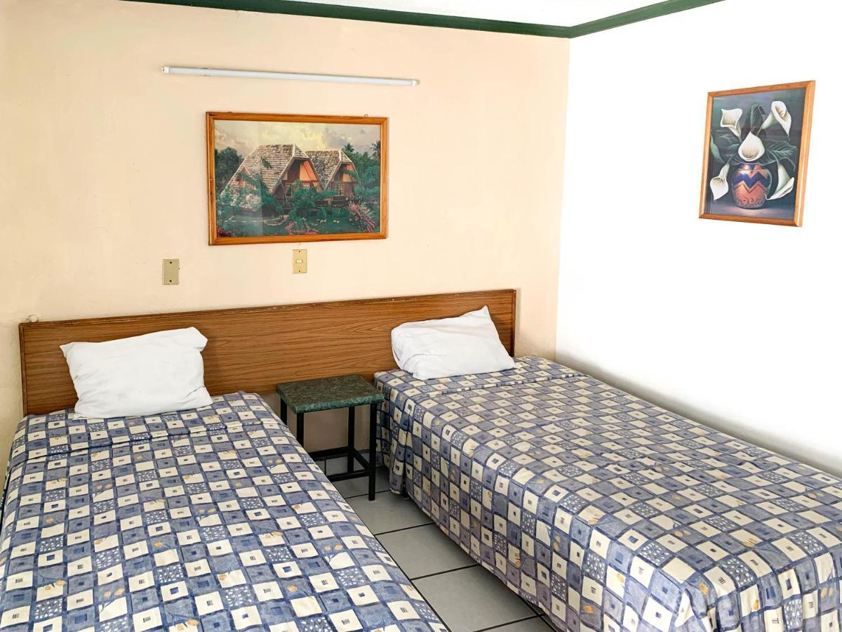 Hotel Vagabundo Plaza Del Sol サポパン エクステリア 写真
